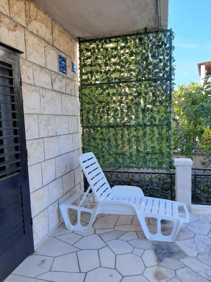 Giovanna - Spacious Lovely Apartment Supetar Kültér fotó