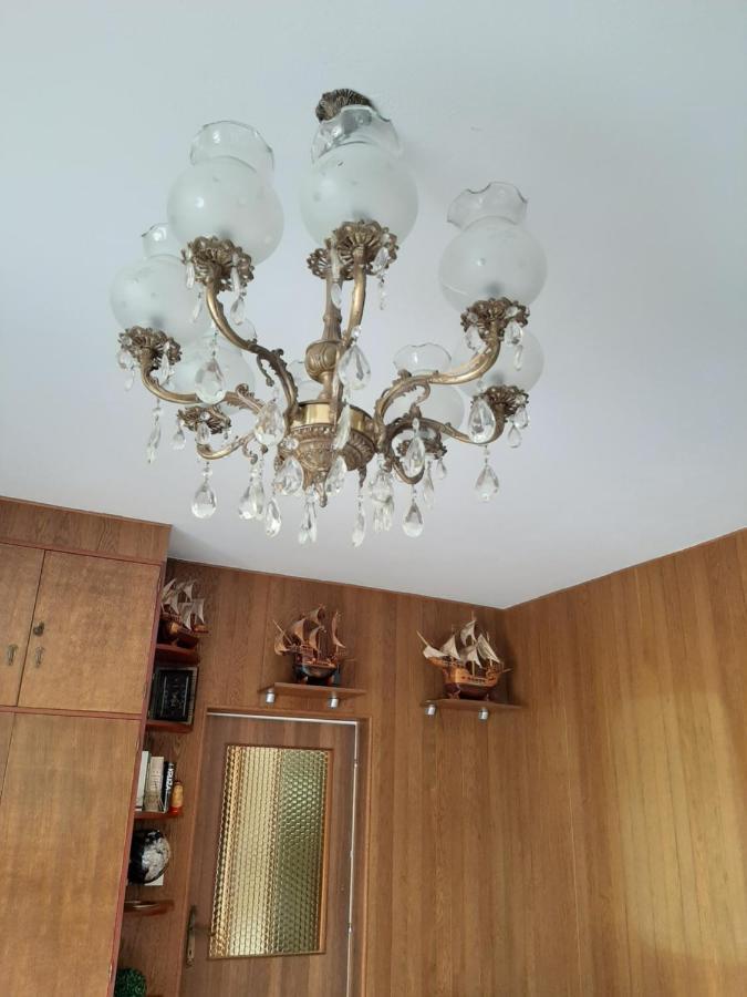 Giovanna - Spacious Lovely Apartment Supetar Kültér fotó