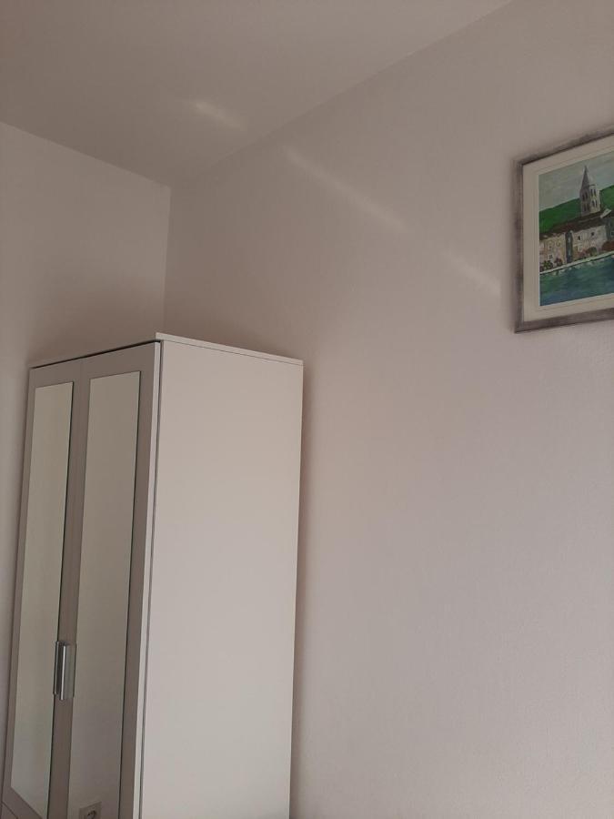 Giovanna - Spacious Lovely Apartment Supetar Kültér fotó