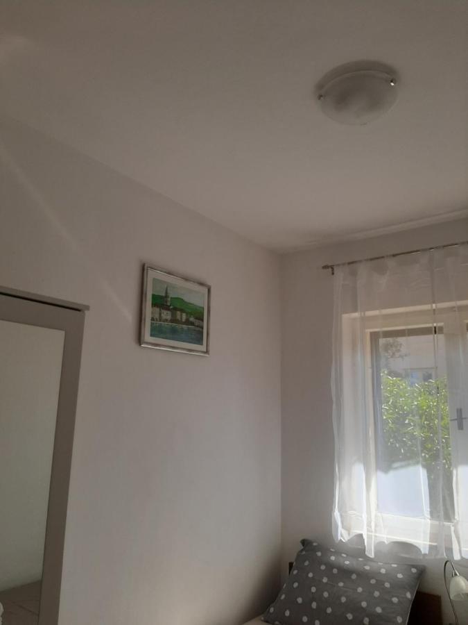Giovanna - Spacious Lovely Apartment Supetar Kültér fotó